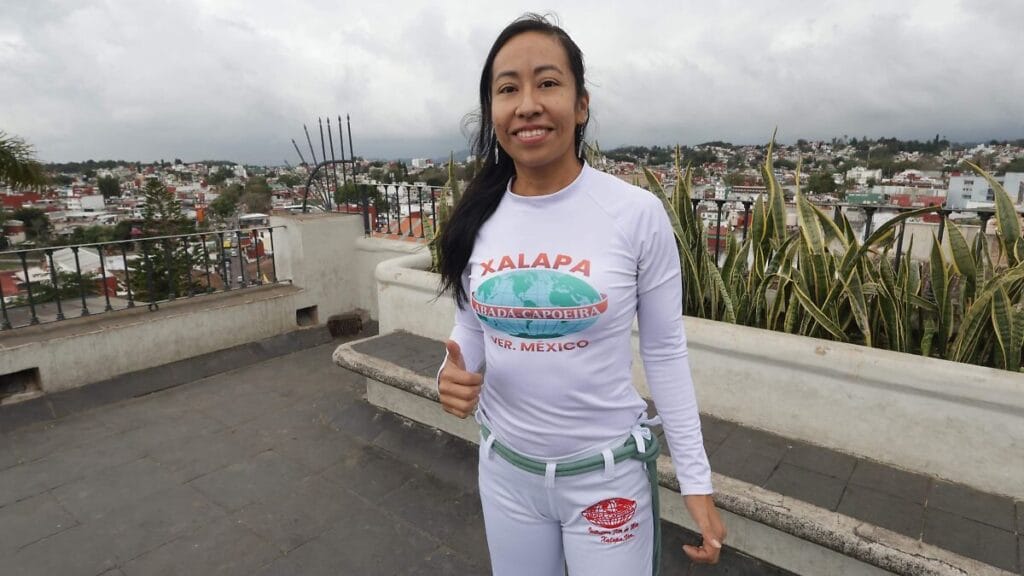 Angélica, instructora de capoeira en Xalapa, comparte su experiencia 1 angelica instructora de capoeira en xalapa comparte su experiencia