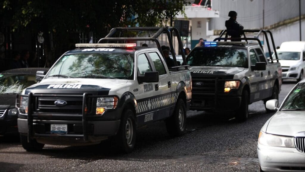 Ejército y Policía Ministerial hacen cateos en Xalapa 1 ejercito y policia ministerial hacen cateos en xalapa