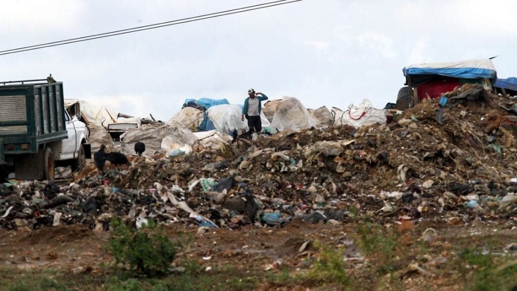 Tiradero Las Matas contamina el sur de Veracruz desde hace 30 años 1 tiradero las matas contamina el sur de veracruz desde hace 30 anos