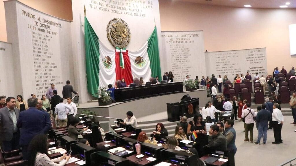 Congreso de Veracruz aprueba reforma para incluir gobernadora 1 congreso de veracruz aprueba reforma para incluir gobernadora