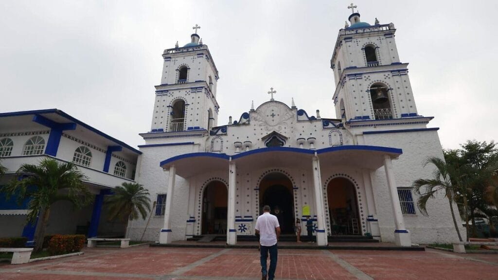 Descubre el sorprendente secreto de Catemaco: ¿puede la brujería y la religión coexistir en armonía? 1 descubre el sorprendente secreto de catemaco puede la brujeria y la religion coe
