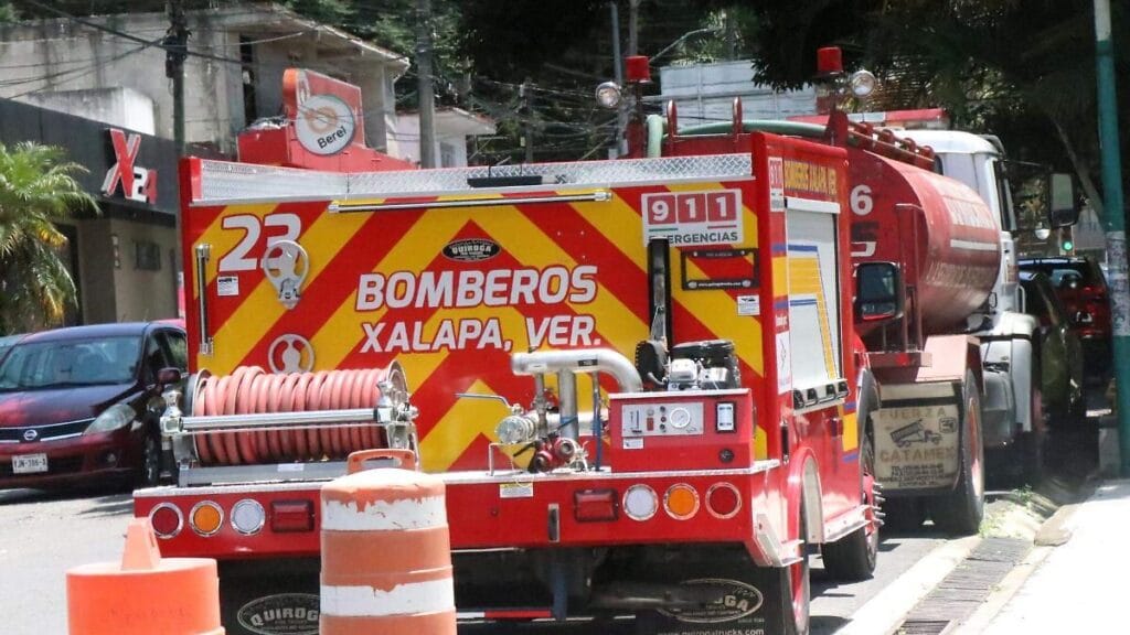 FGE investiga conato de incendio en CBTIS 85 Coatzacoalcos 1 fge investiga conato de incendio en cbtis 85 coatzacoalcos