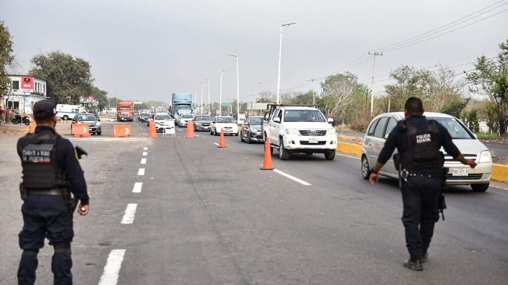 Papantla, Poza Rica y Tuxpan en vigilancia por bloqueos e incendios 1 papantla poza rica y tuxpan en vigilancia por bloqueos e incendios
