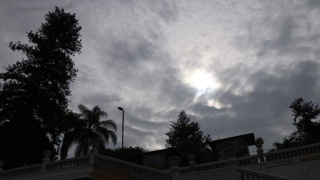 Prepárate para un fin de semana extremo en Veracruz: tormentas y frío en camino 1 preparate para un fin de semana extremo en veracruz tormentas y frio en camino