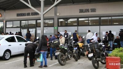 un escandalo en veracruz descubren red de gestores que vendia turnos para reempl