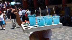 descubre como el alcoholismo esta afectando a jovenes y mujeres desde tan tempra