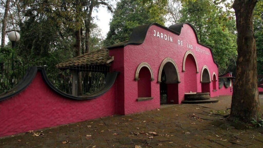 Descubre por qué marzo en el Jardín de las Esculturas será tu mes favorito: artes, cine europeo y talleres gratis te esperan 1 descubre por que marzo en el jardin de las esculturas sera tu mes favorito artes